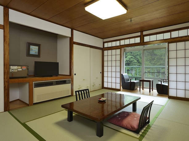Imagen de la habitación del Hotel Kinugawa Royal. Foto 12