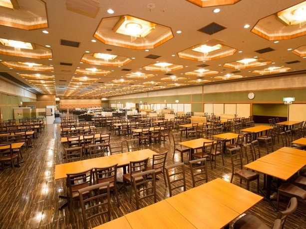 Imagen del bar/restaurante del Hotel Kinugawa Royal. Foto 2