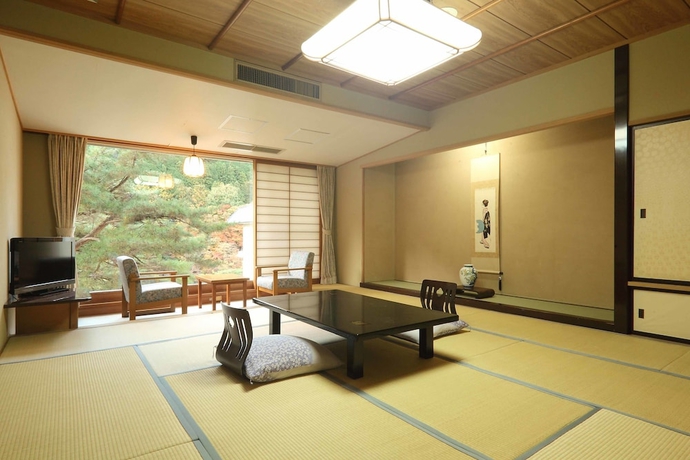 Imagen de la habitación del Hotel Kinugawaonsen Hananoyado Matsuya. Foto 2