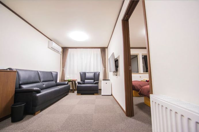 Imagen de la habitación del Hotel Kinwaso. Foto 8