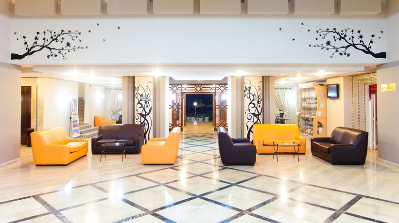 Imagen de los interiores del Hotel Kinza. Foto 15