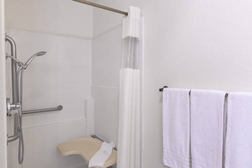 Imagen de la habitación del Hotel Kiota Inn. Foto 6