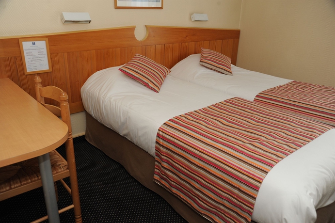 Imagen de la habitación del Hotel Kiotel Lyon Bron Eurexpo. Foto 9