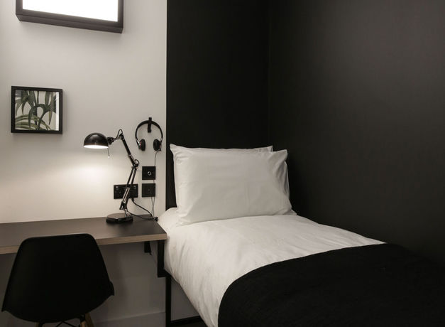 Imagen de la habitación del Hotel Kip. Foto 11