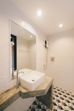 Imagen de la habitación del Hotel Kipbox Trang. Foto 13