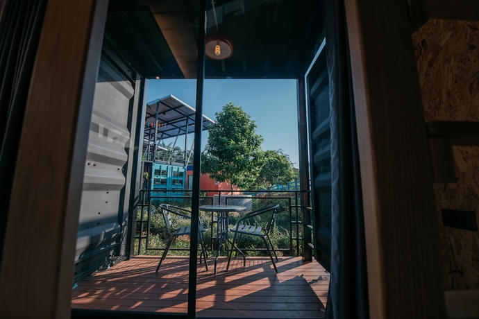 Imagen de los exteriores del Hotel Kipbox Trang. Foto 17
