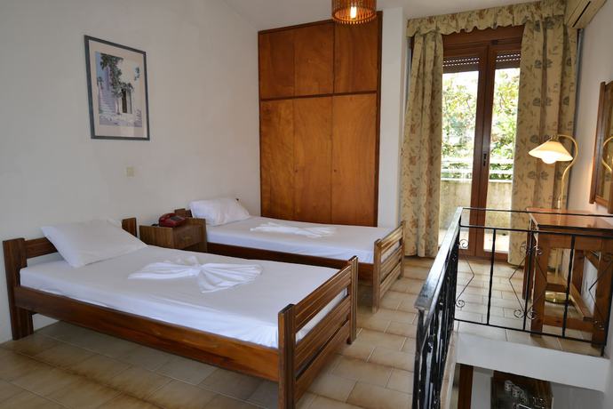 Imagen de la habitación del Hotel Kipos. Foto 4