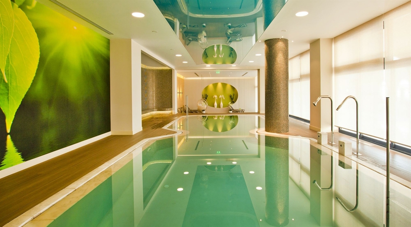 Imagen de la piscina del Hotel Kipriotis Panorama and Suites by Anayia. Foto 16