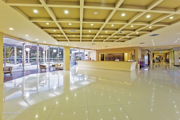 Imagen de los interiores del Hotel Kipriotis Village Resort - by Anayia All Inclusive. Foto 19