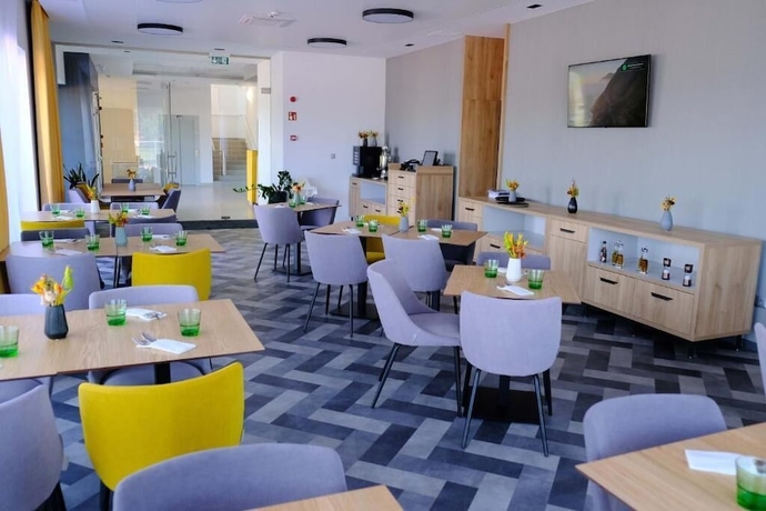 Imagen del bar/restaurante del Hotel Kiraly Park. Foto 3