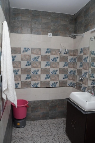 Imagen de la habitación del Hotel Kiran. Foto 11