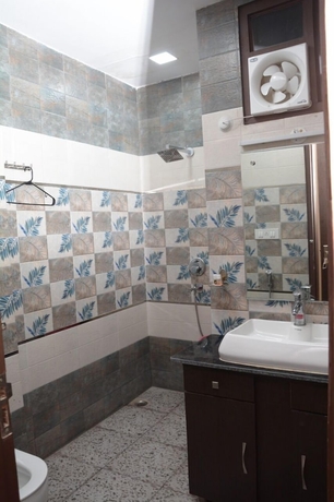 Imagen de la habitación del Hotel Kiran. Foto 12