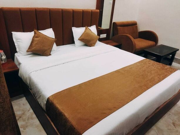 Imagen general del Hotel Kiran Palace Varanasi. Foto 4