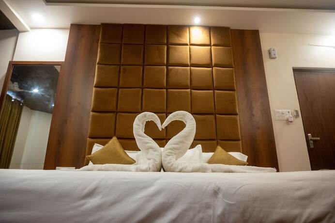 Imagen de la habitación del Hotel Kiran Palace Varanasi. Foto 26