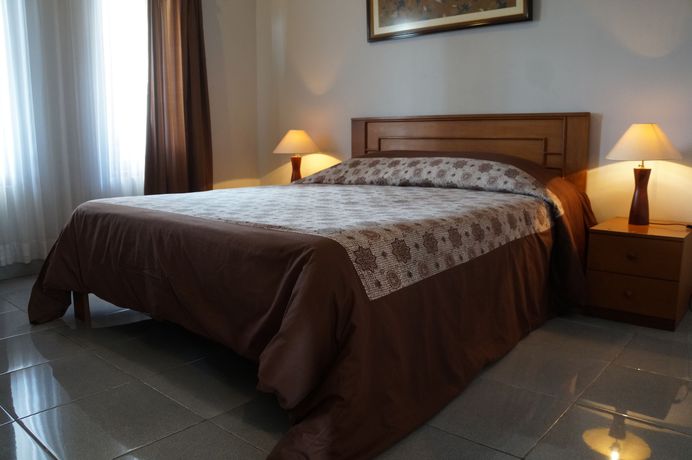 Imagen de la habitación del Hotel Kirana. Foto 11