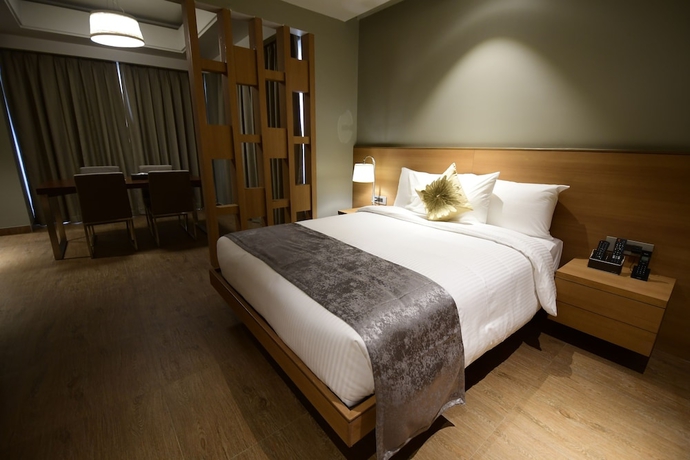 Imagen de la habitación del Hotel Kiranshree Grand. Foto 10