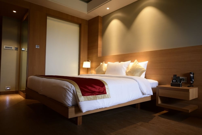 Imagen de la habitación del Hotel Kiranshree Grand. Foto 15