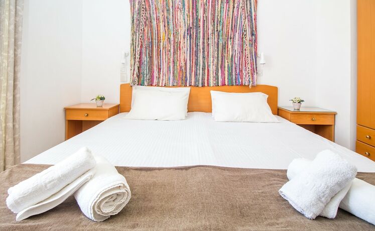 Imagen general del Hotel Kiras Studios. Foto 7