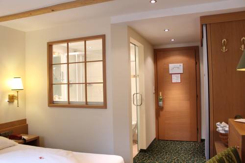 Imagen de la habitación del Hotel Kirchenwirt, Reith im Alpbachtal. Foto 6