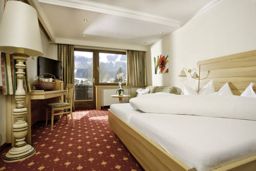 Imagen de la habitación del Hotel Kirchenwirt, Reith im Alpbachtal. Foto 12