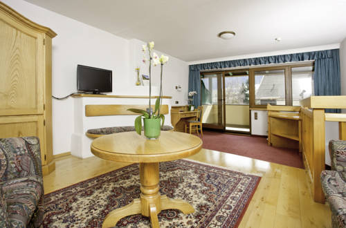 Imagen de la habitación del Hotel Kirchenwirt, Reith im Alpbachtal. Foto 13