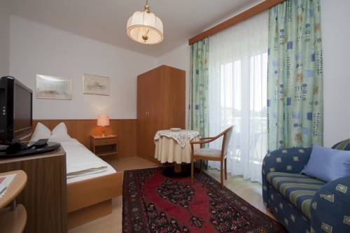 Imagen de la habitación del Hotel Kirchenwirt, Velden am W&ouml;rthersee. Foto 5