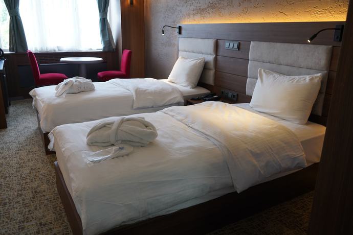 Imagen de la habitación del Hotel Kirci Thermal and Spa. Foto 11