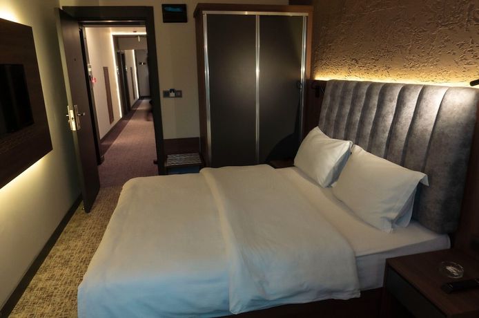 Imagen de la habitación del Hotel Kirci Thermal and Spa. Foto 16