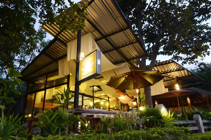 Imagen de los exteriores del Hotel Kiree Thara Boutique Resort. Foto 11