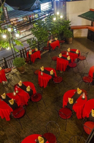 Imagen del bar/restaurante del Hotel Kirikayan Boutique Resort. Foto 2