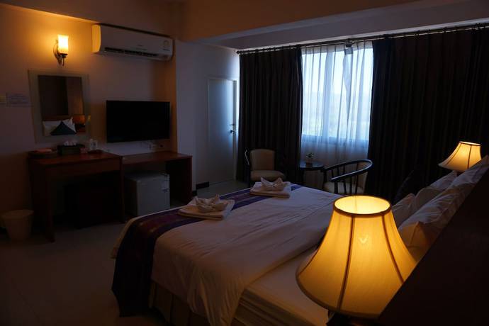 Imagen de la habitación del Hotel Kirimathani. Foto 9