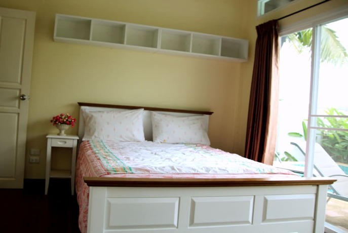 Imagen de la habitación del Hotel Kirinakara Pool Villa. Foto 18