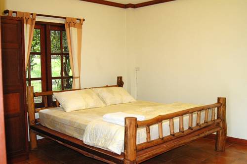 Imagen de la habitación del Hotel Kirirath Resort. Foto 5