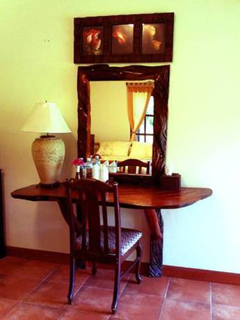 Imagen de la habitación del Hotel Kirirath Resort. Foto 8