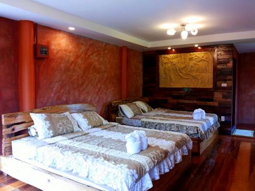 Imagen de la habitación del Hotel Kirirath Resort. Foto 10