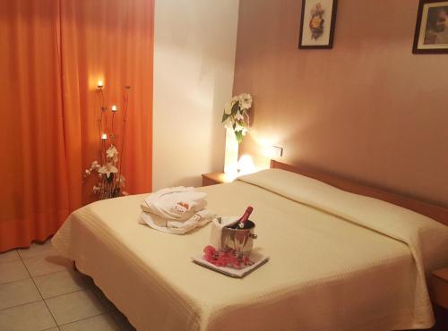 Imagen de la habitación del Hotel Kiris. Foto 10