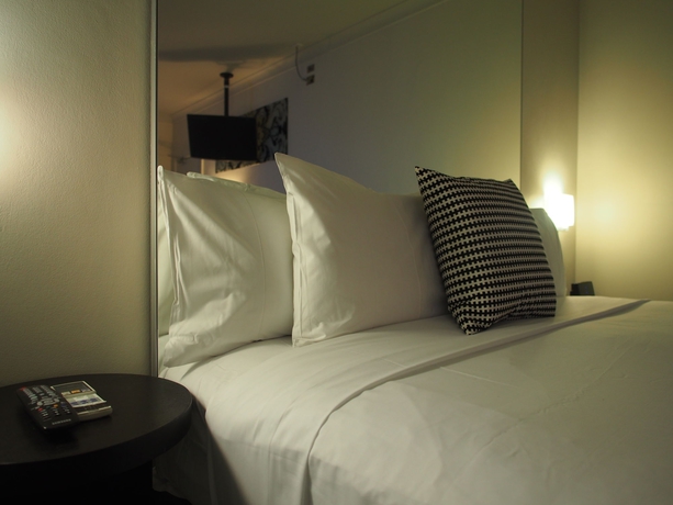 Imagen de la habitación del Hotel Kirketon Sydney. Foto 14