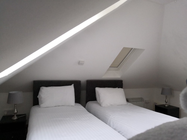 Imagen de la habitación del Hotel Kirks Korner. Foto 17