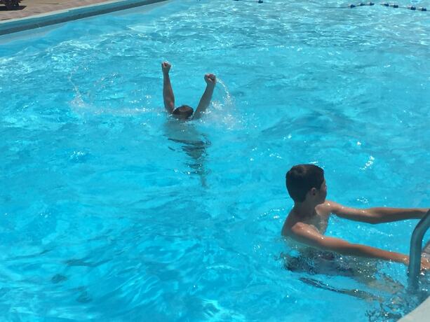 Imagen general del Hotel Kirkwood Inn. Foto 3