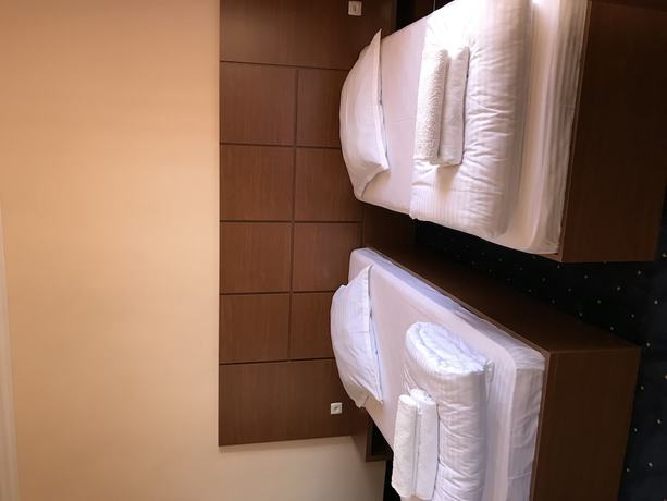 Imagen de la habitación del Hotel Kirovakan. Foto 13