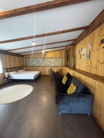 Imagen de la habitación del Hotel KiroviTun. Foto 3