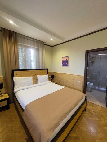 Imagen de la habitación del Hotel KiroviTun. Foto 7