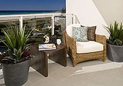 Imagen de los exteriores del Hotel Kirra Surf Apartments. Foto 8