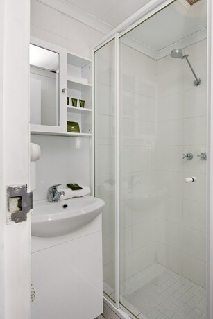 Imagen de la habitación del Hotel Kirwan 39. Foto 5