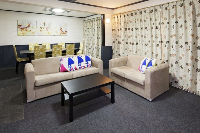 Imagen de la habitación del Hotel Kirwan 39. Foto 10