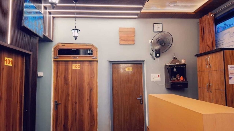 Imagen de los interiores del Hotel Kishan Home Stay. Foto 16