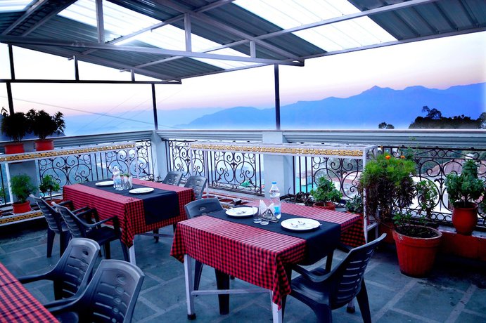 Imagen del bar/restaurante del Hotel Kishna Palace. Foto 5