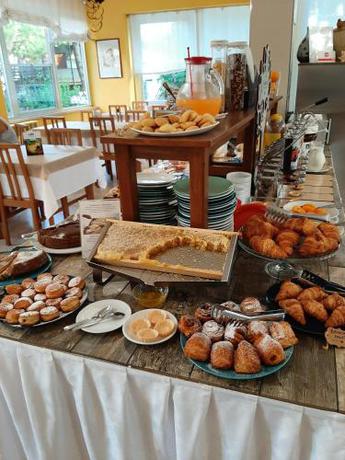 Imagen general del Hotel Kiss. Foto 3