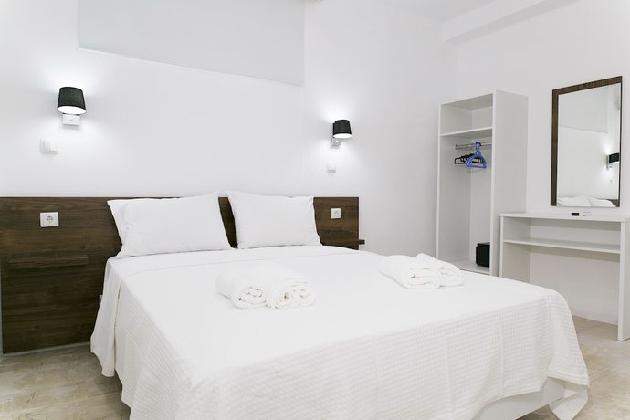 Imagen de la habitación del Hotel Kissamia Rooms. Foto 19