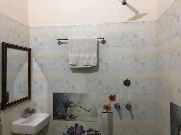 Imagen de la habitación del Hotel Kissan Kurukshetra. Foto 9